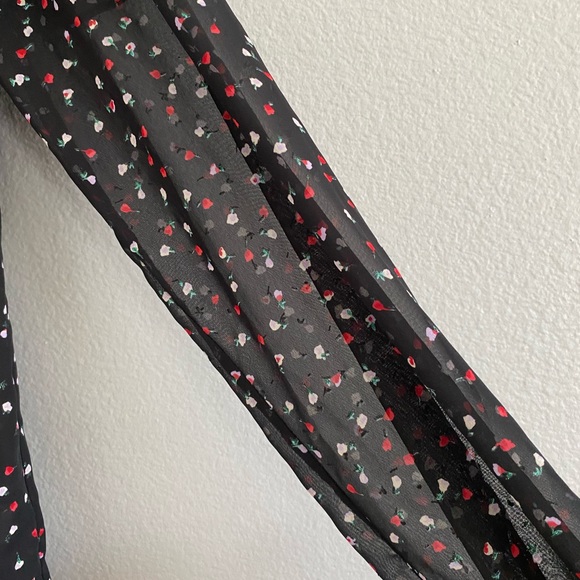 Lauren Conrad Floral and Polka Dot Print long Sleeve Blouse XS - Picture 7 of 7